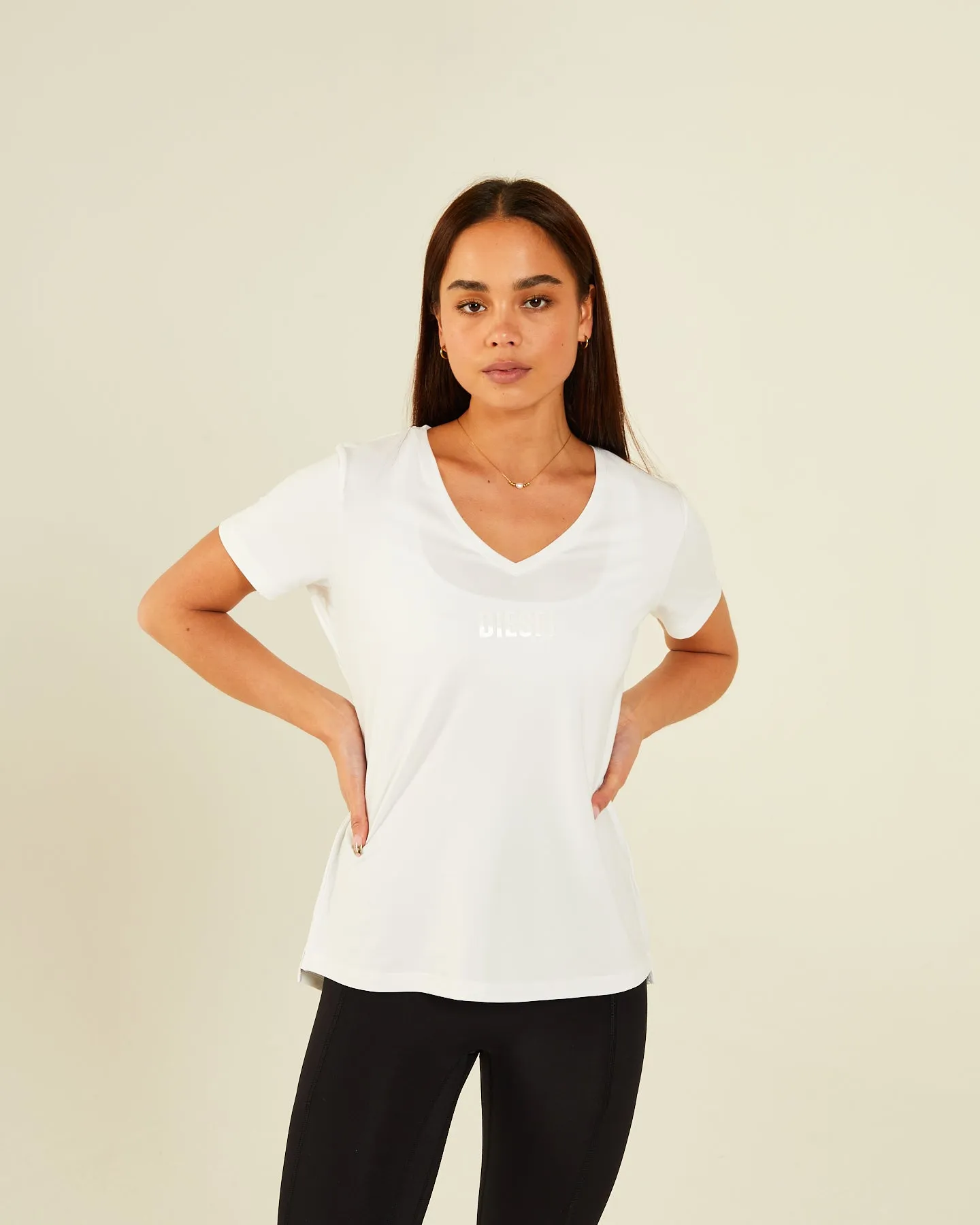 Marcie Tee Dove White