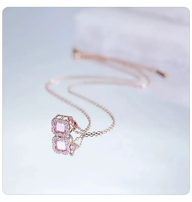 Strawberry Creme Necklace W536