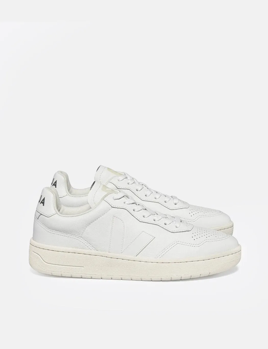 Veja V-90 O.T. Leather Trainers - Extra White